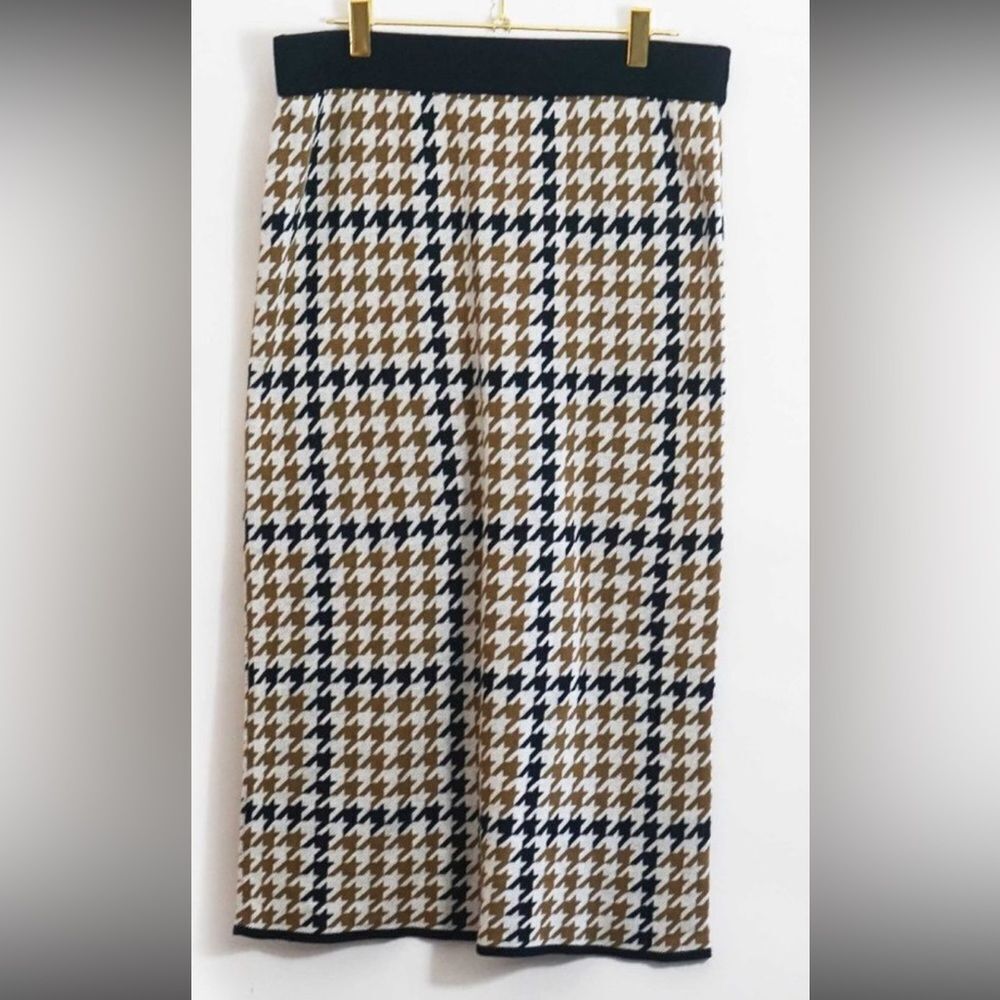 Who What Wear NWOT pencil houndstooth skirt size small